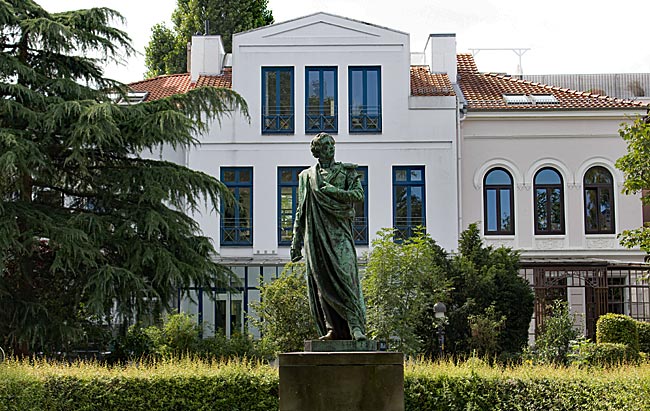 Theodor Körner Denkmal am Körnerwall im Viertel - Bremen sehenswert
