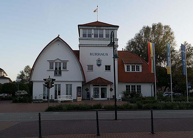 Ostseebad Boltenhagen - Kurhaus mit Tourist-Info