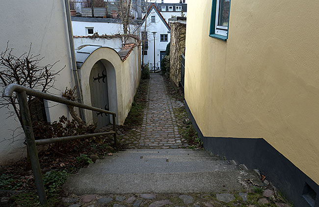 A view into the Schiffergang [Sailors' Way] without sailors - Bremen sehenswert - distant places