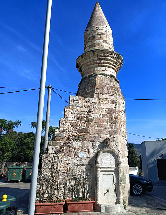 Kos in Greece - One occasionally encounters relics of Greek history in the city quite suddenly
