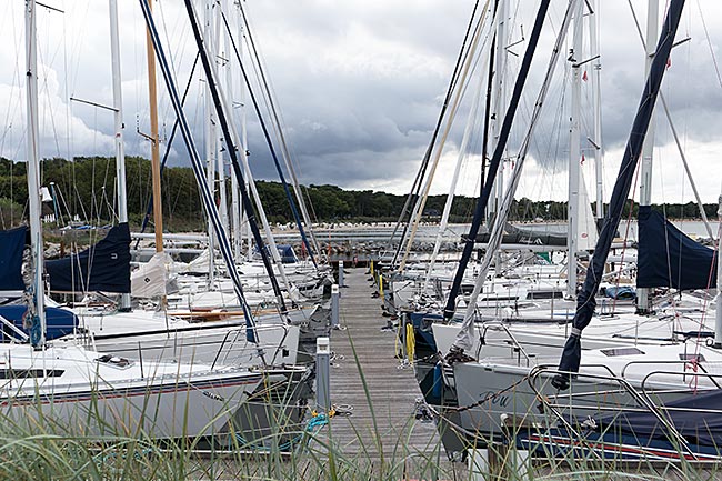 Niendorf - Timmendorfer Strand - Freizeitboote in der Marina