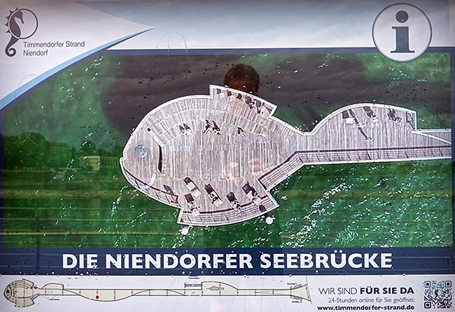 Niendorf - Timmendorfer Strand - Infotafel über die Seebrücke in Niendorf