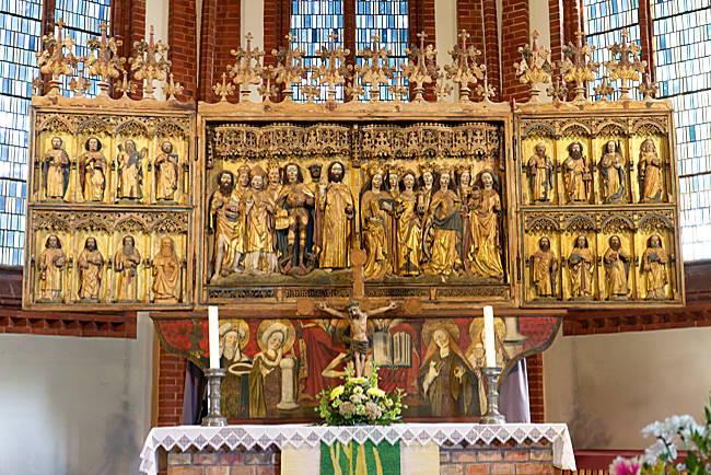 Rostock - Warnemünde - Gothic carved altar from 1475