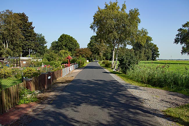 Straße durch das Blockland