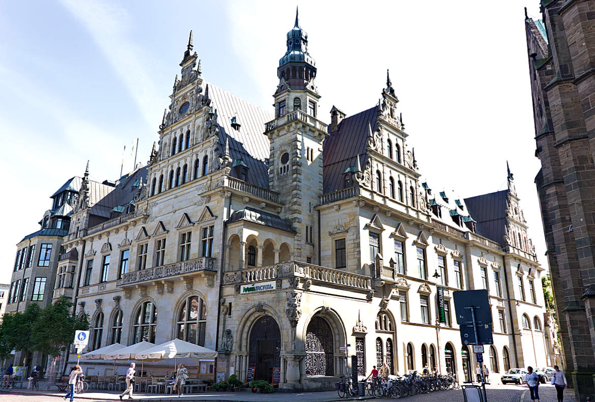 Neorenaissancebau der ehemaligen Bremer Bank am Domshof - Bremen sehenswert
