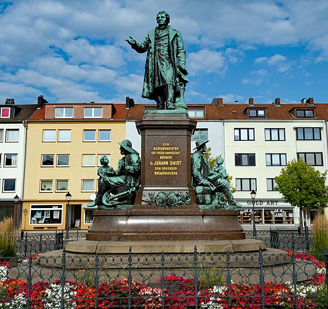 Bremerhaven - Bürgermeister-Smidt-Denkmal am Theodor-Heuss-Platz - Bremen sehenswert