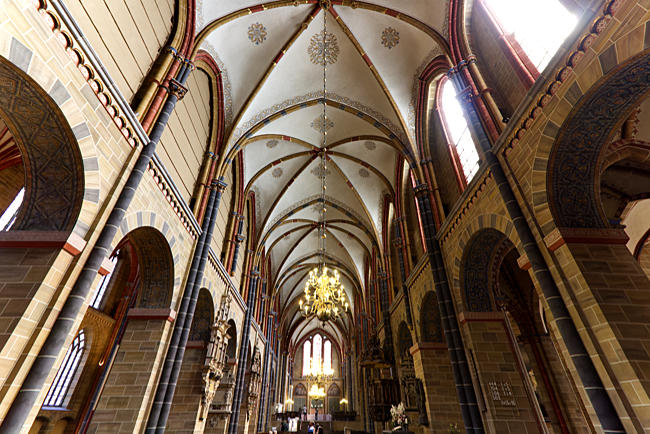 St. Petri Dom Innenraum - Bremen sehenswert