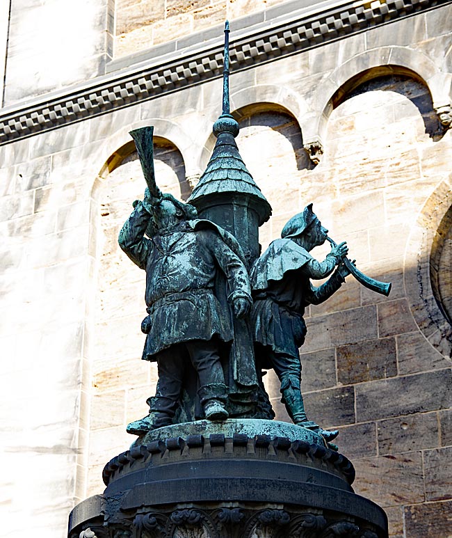 Bremen - St. Petri Dom - Turmbläser-Statue