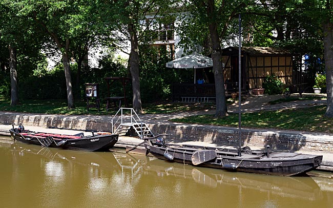 Torfkähne im Torfhafen im Stadtteil Findorff