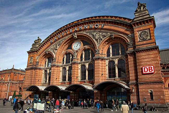 Bremen - Hauptbahnhof von vorne