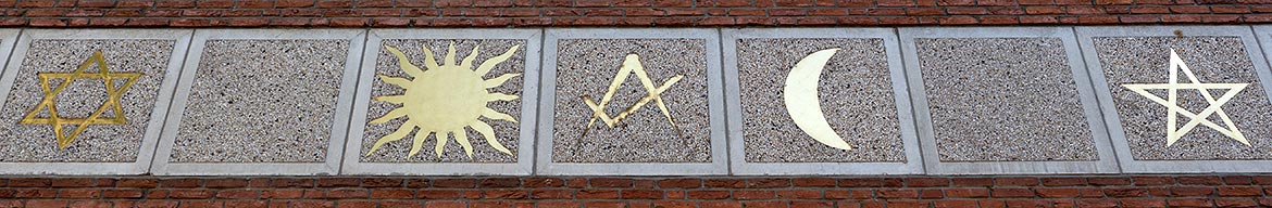 Symbolik am Logenhaus in Schwachhausen - Bremen sehenswert