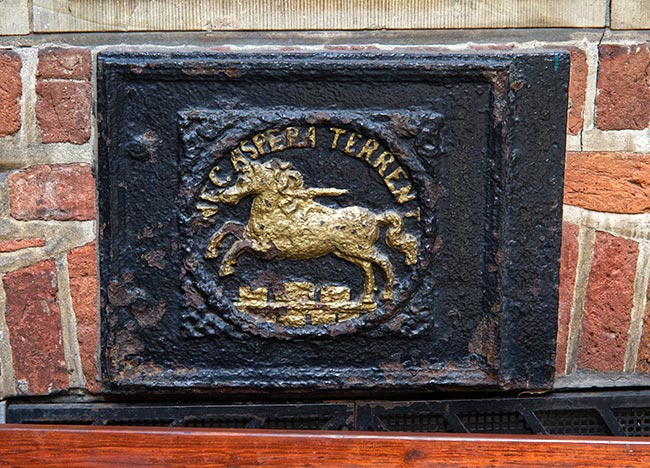 Haus Spitzen Gebel Straße Hinter dem Schütting - Detail in der Fassade - Bremen sehenswert