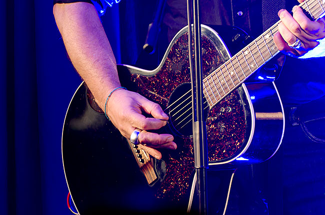 Akustische Gitarre - Bremen sehenswert