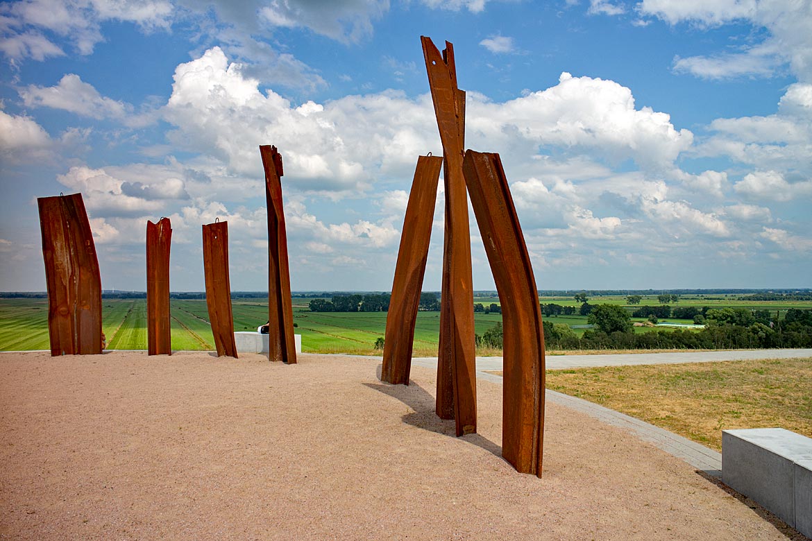 Metalhenge - Bremen sehenswert