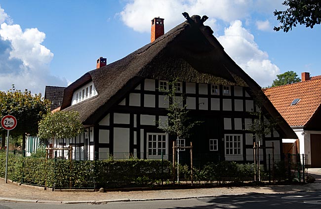 Denkmalgeschütztes Bauernhaus, ehemals Gaststätte Meyer am Boom - Bremen sehenswert