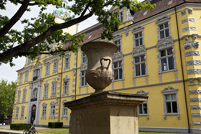 Oldenburg - Vase von Högl am Schloss