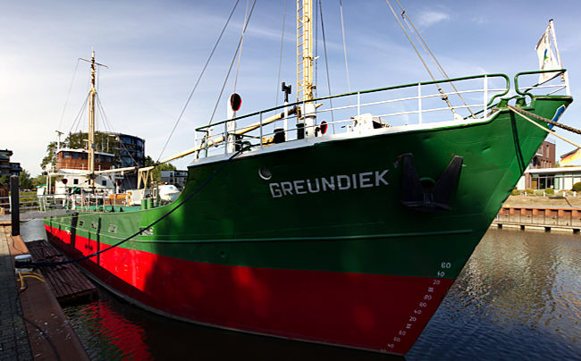 Stade - Museumsschiff Greundiek im Hafen