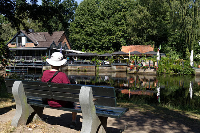 Stade - am Burggraben bei der Wohltmann-Brücke