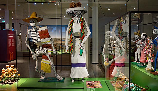 Übersee-Museum - Totenkult in Mexiko in der Amerika-Abteilung - Bremen sehenswert