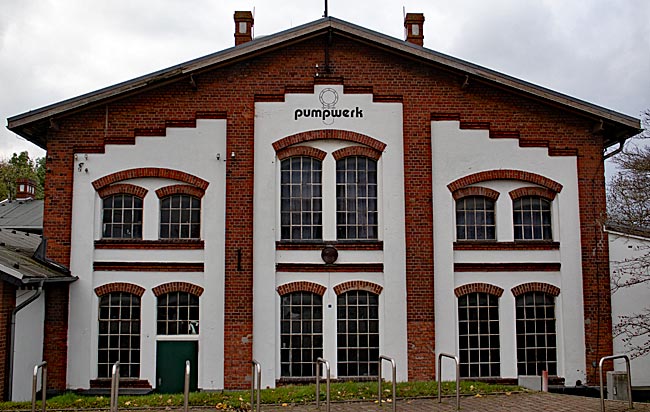 Wilhelmshaven - altes Pumpwerk Kulturzentrum