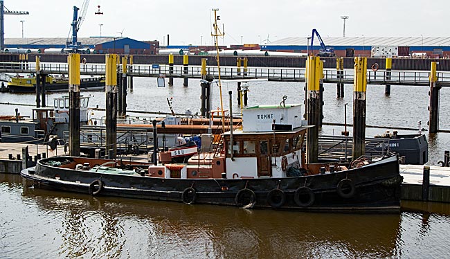 Blick in den Neustädter Hafen - Bremen sehenswert